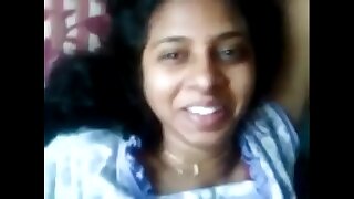 VID-20170421-PV0001-Parassala (IK) Malayalam 24 yrs old unmarried beautiful, hot coupled with sexy catholic Ms. Aswathi Menon showing her pussy to her 26 yrs old unmarried lover sex porn video