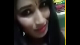 Hot Desi indian shweta showing boobs helter-skelter her bf mms